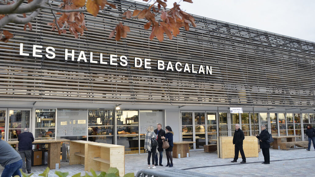 Explore Bacalan in Bordeaux: visit La Cité du Vin, enjoy local food at Les Halles de Bacalan, and stroll the Bassins à Flot waterfront.