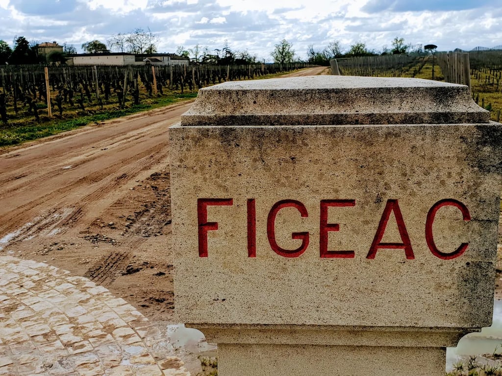 Explore Château Figeac’s terroir, history, and unique Cabernet-driven identity within Saint-Émilion and the Bordeaux wine region.