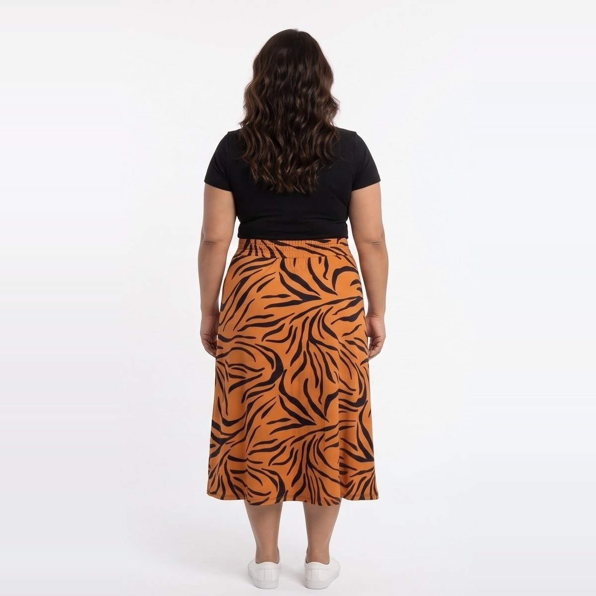 pollera_larga_peletizada_terracota_con_negro_t4_c20oct_e.jpg