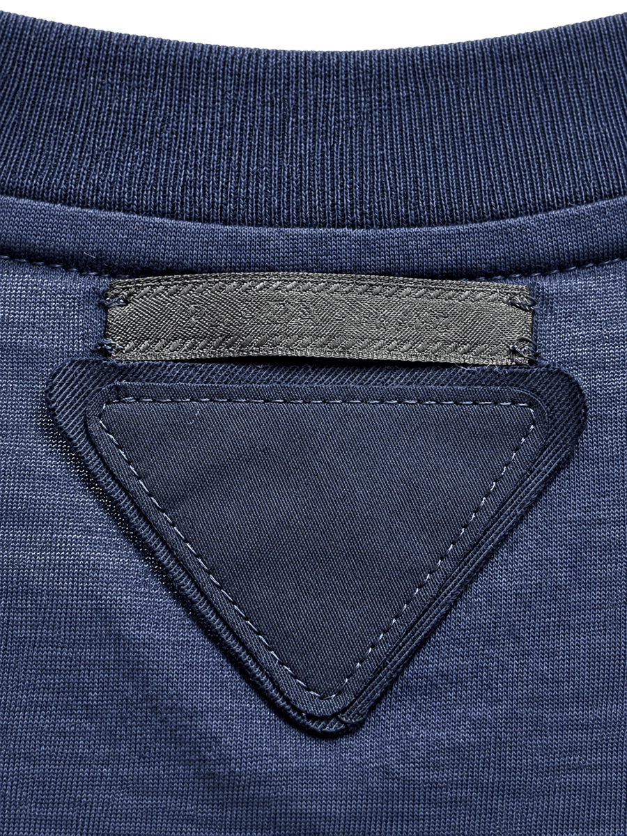 Prada Milano Navy Tee detalle superior