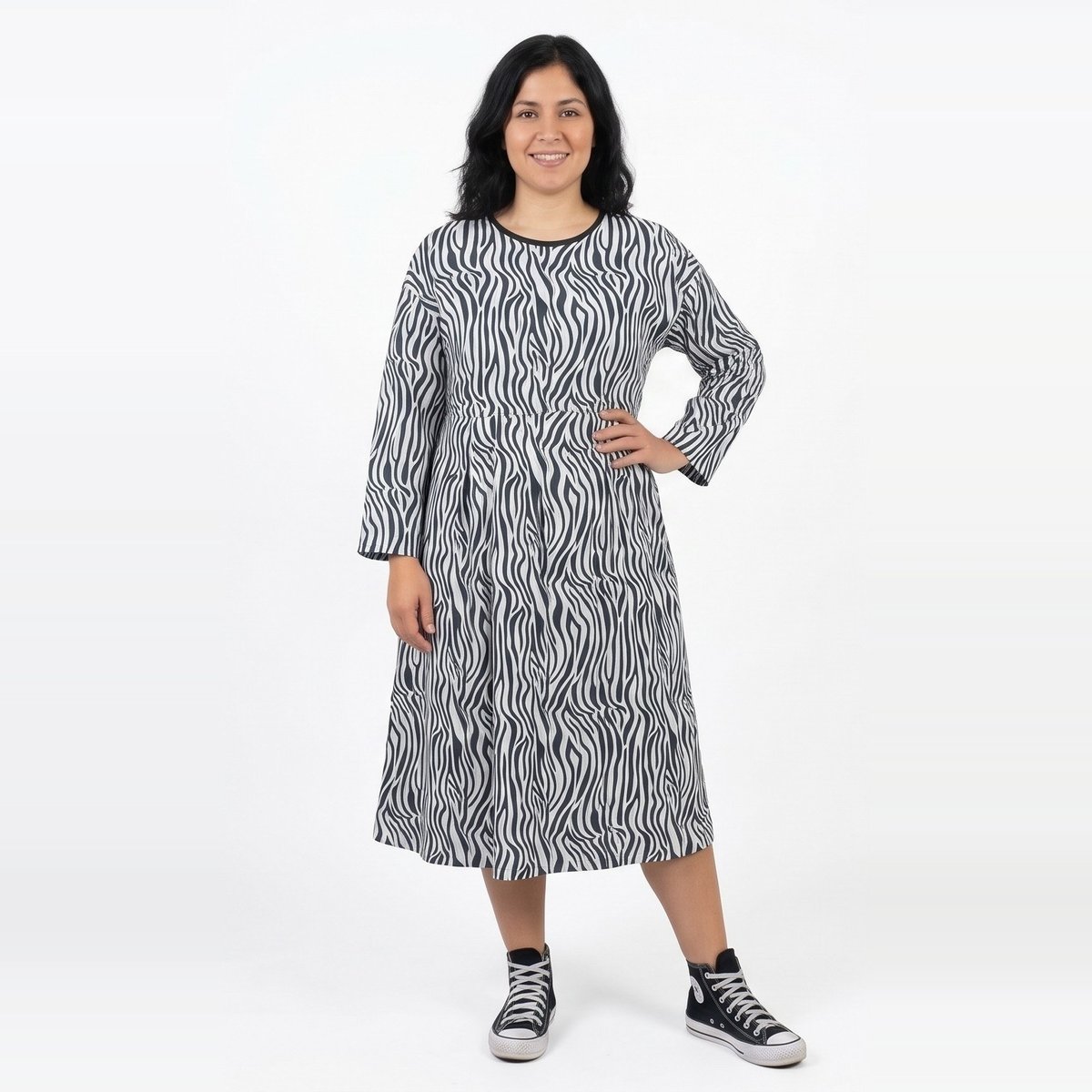 vestido_manga_larga_con_tablas_cotton_negro_con_blanco_t3_rev29_f.jpg