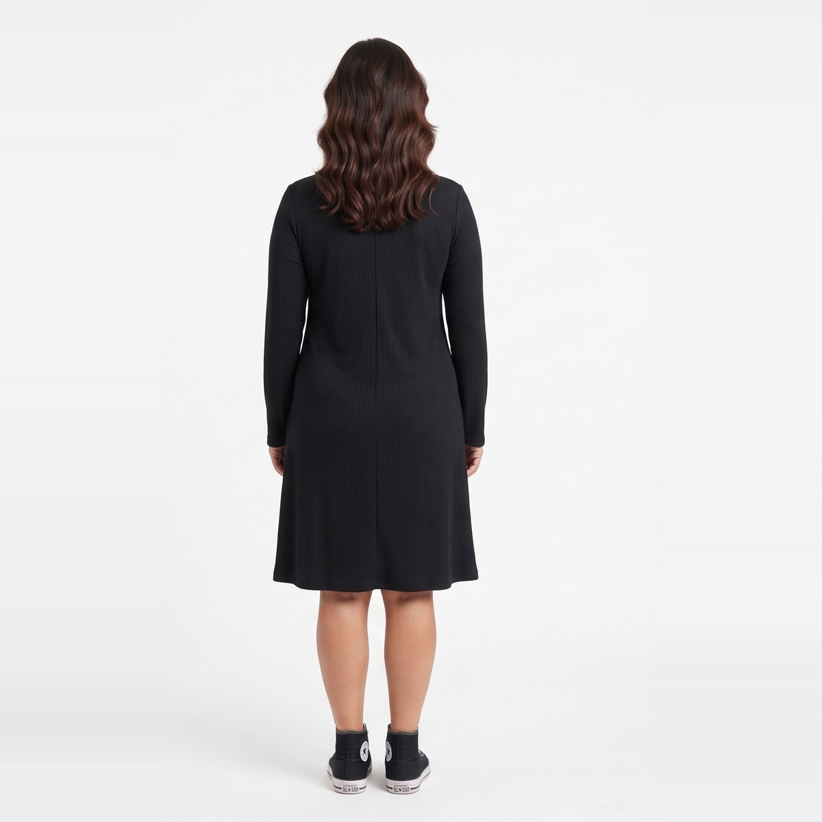 vestido_midi_suelto_con_bolsillos_morley_negro_t2_hd25oct_e.jpg