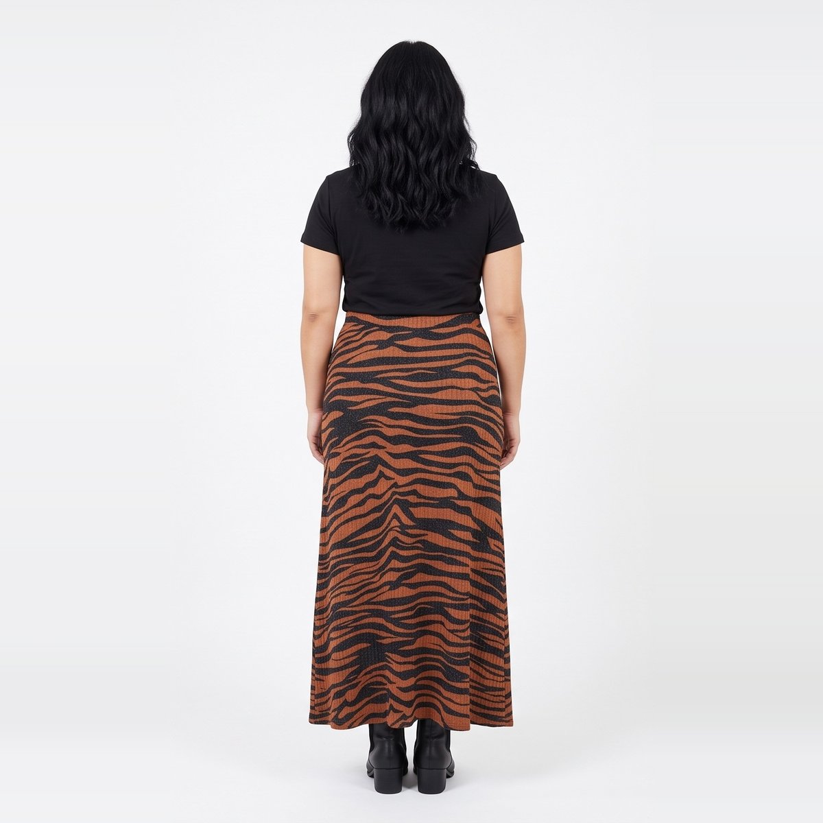 pollera_maxi_morley_lanilla_negro_con_terracota_tTalle único_b03_e.jpg