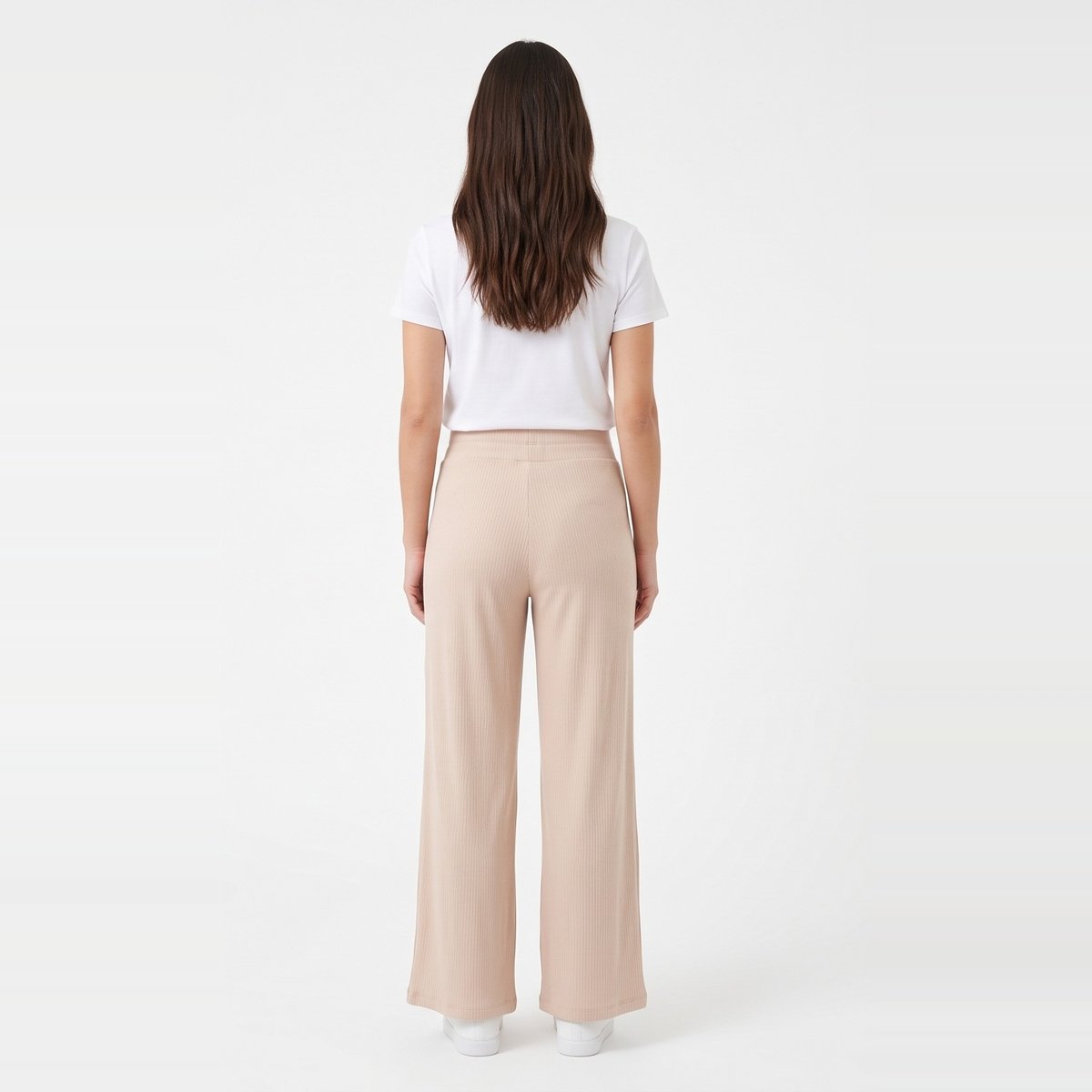 pantalon_ancho_con_bolsillos_morley_beige_t1_hd25oct_e.jpg