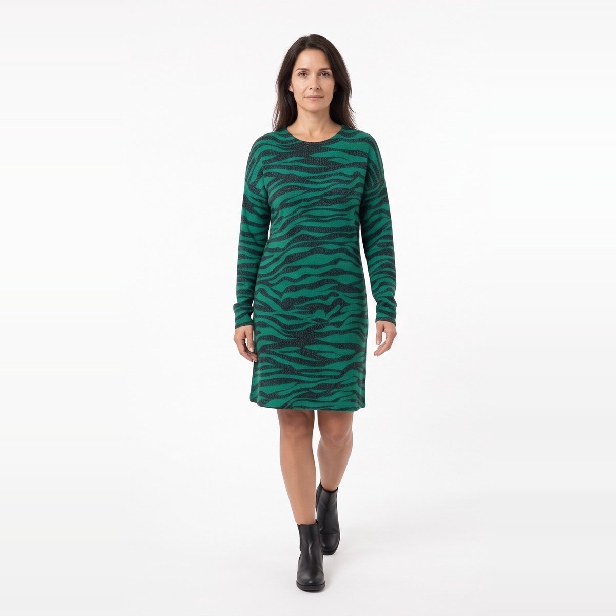 vestido_manga_larga_caída_morley_lanilla_negro_con_verde_t1__v8_08oct_2k_f.jpg
