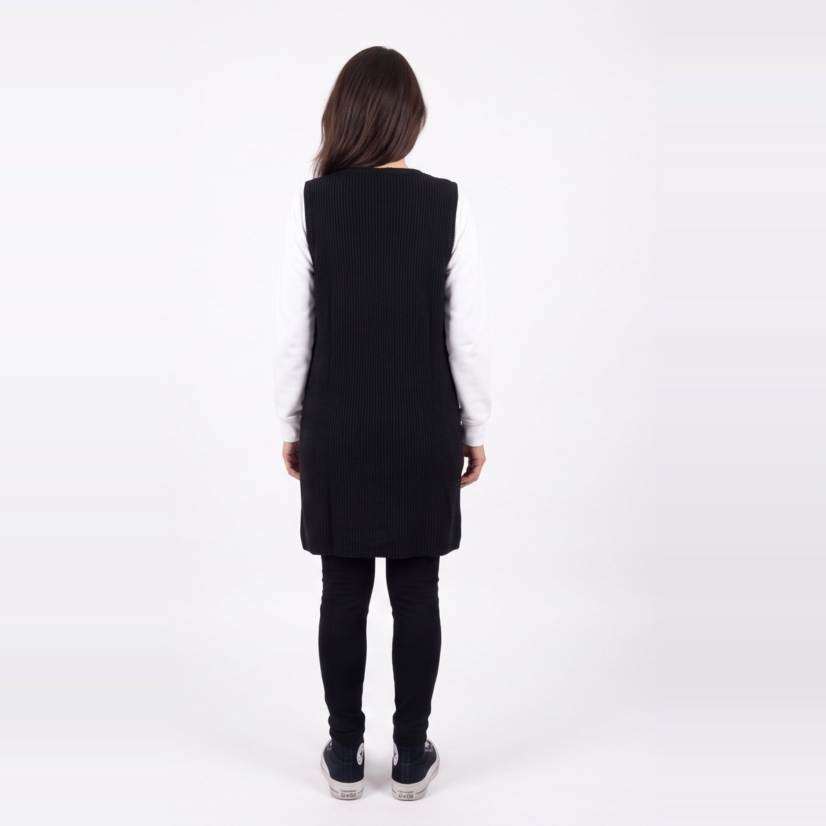 vestido_chaleco_negro_t1__v8_08oct_2k_e.jpg