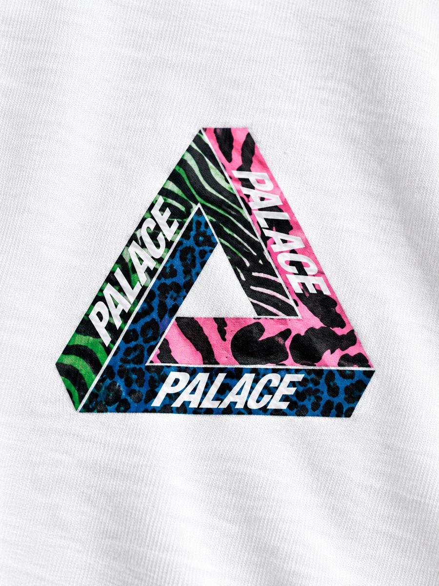 Palace Big Logo Color White Tee detalle superior