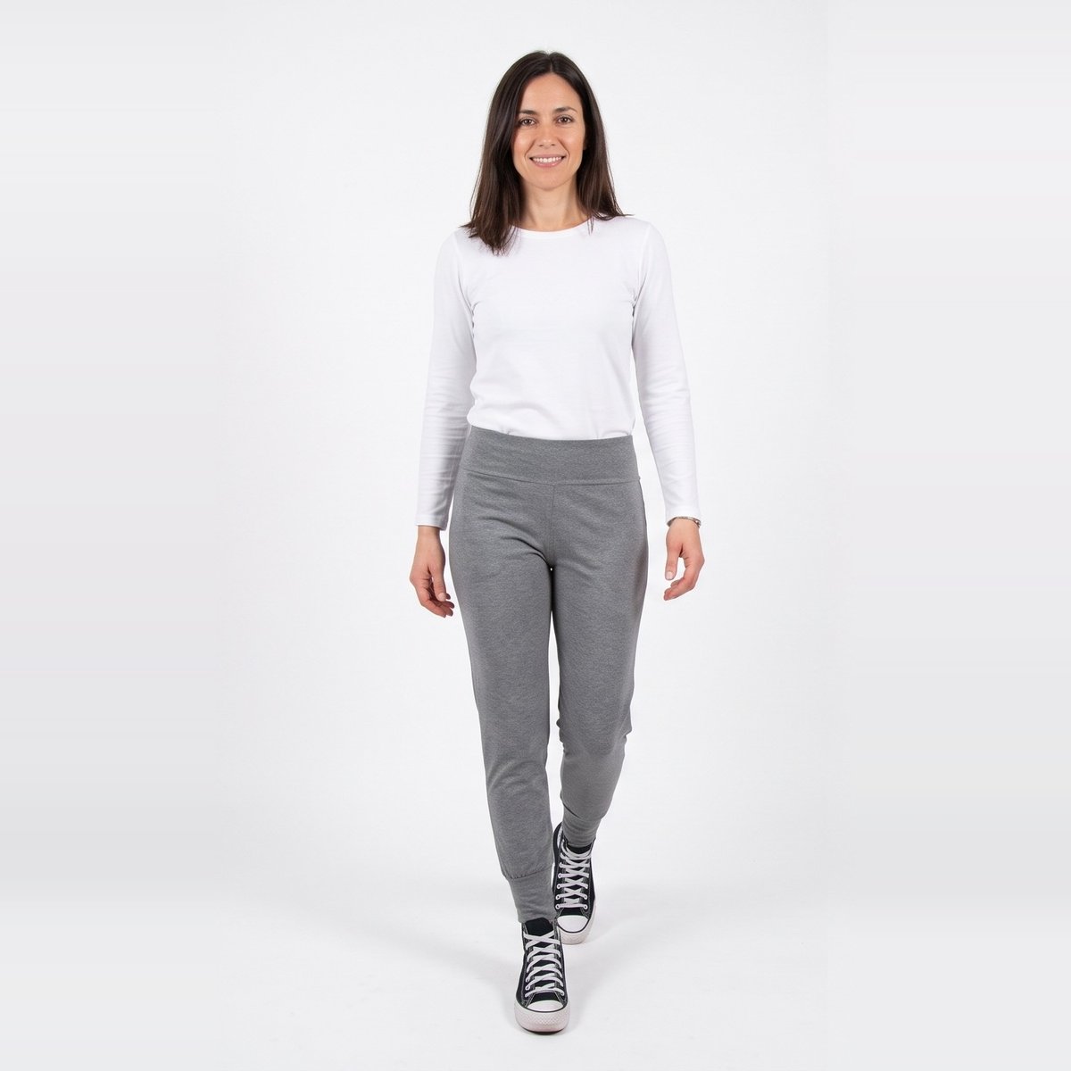 pantalon_con_puno_cotton_gris_t1_hd25oct_f.jpg