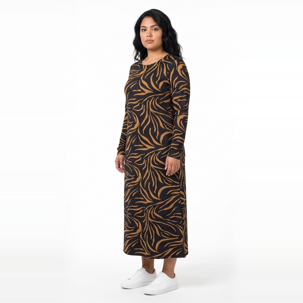 vestido_manga_larga_maxi_peletizado_negro_con_camel_t3_hd25oct_d.jpg