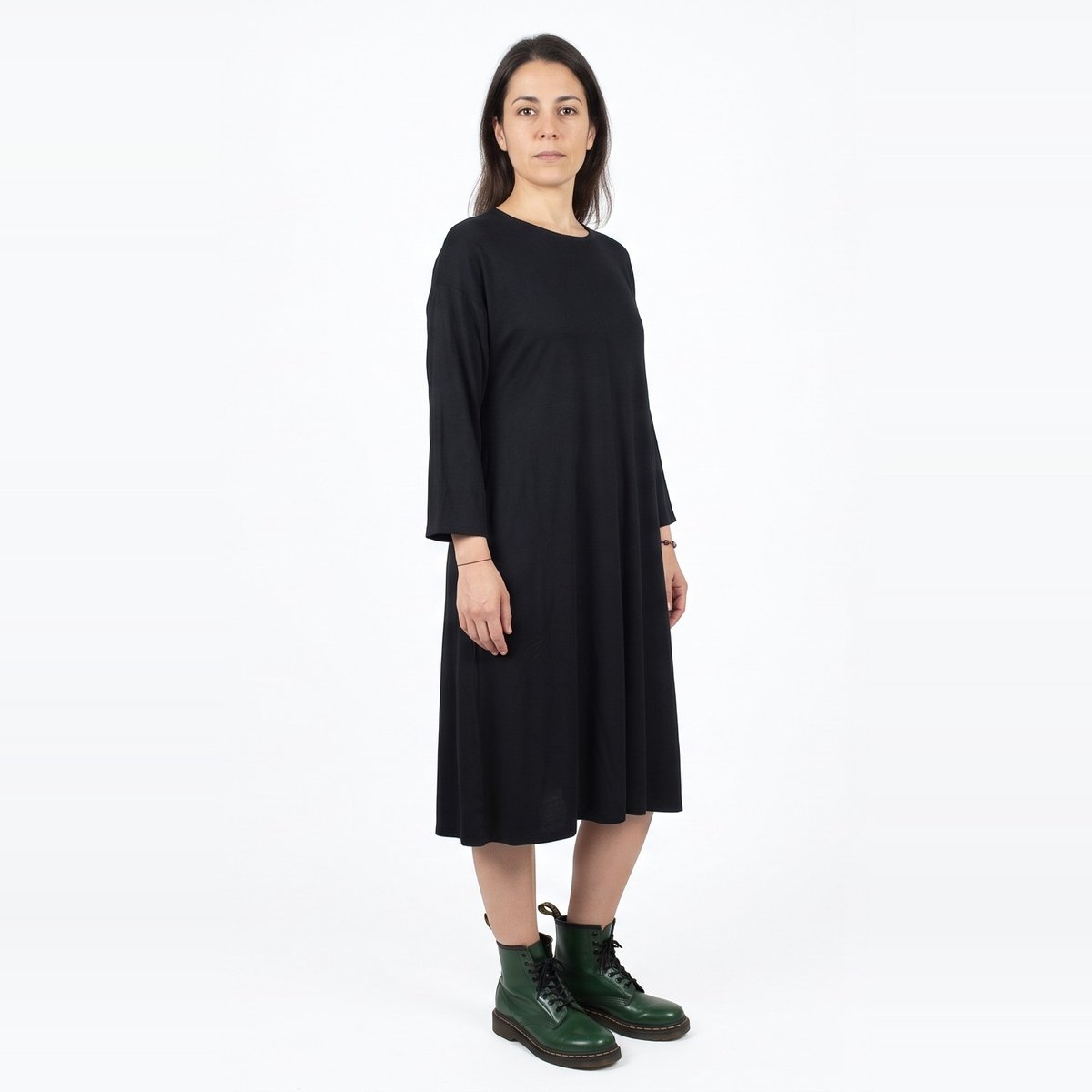 vestido_midi_manga_78_viscosa_negro_t1_d.jpg
