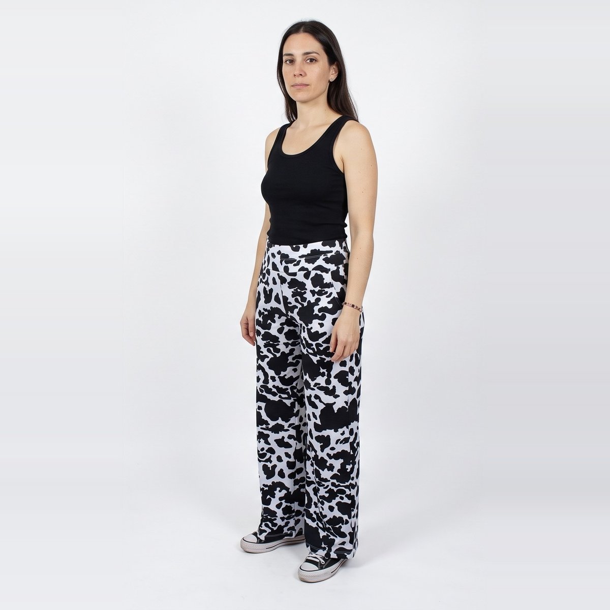 pantalon_ancho_con_bolsillos_morley_negro_con_blanco_t1_hd25oct_d.jpg
