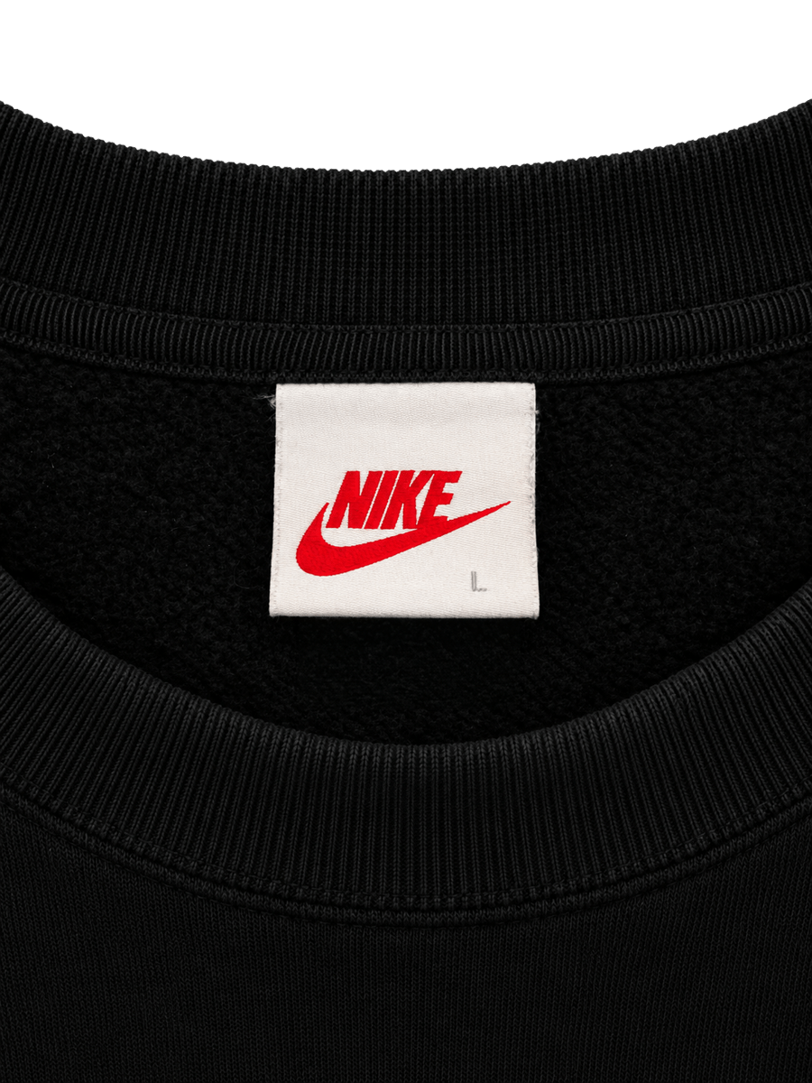 Crewneck Nike x Stussy Black detalle de la prenda