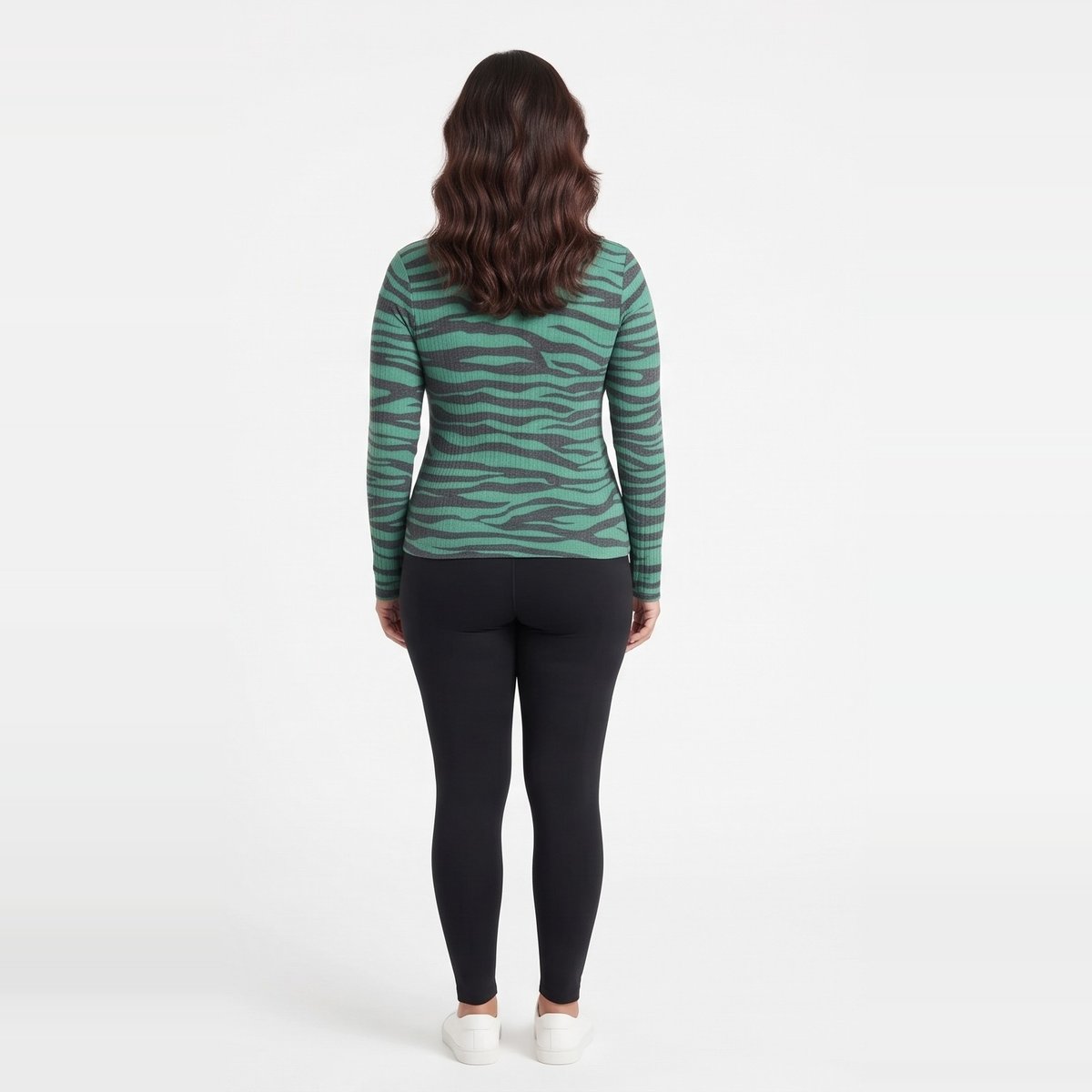 polera_manga_larga_morley_lanilla_gris_con_verde_t2_c20oct_e.jpg