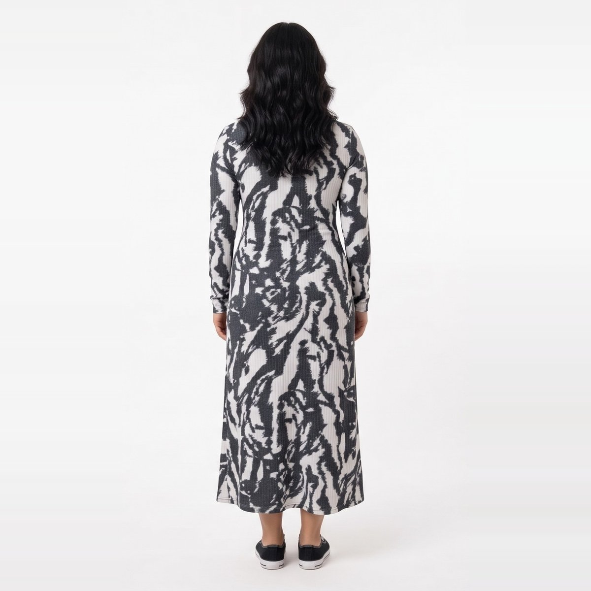 vestido_manga_larga_maxi_morley_lanilla_negro_con_blanco_t3__v8_08oct_2k_e.jpg