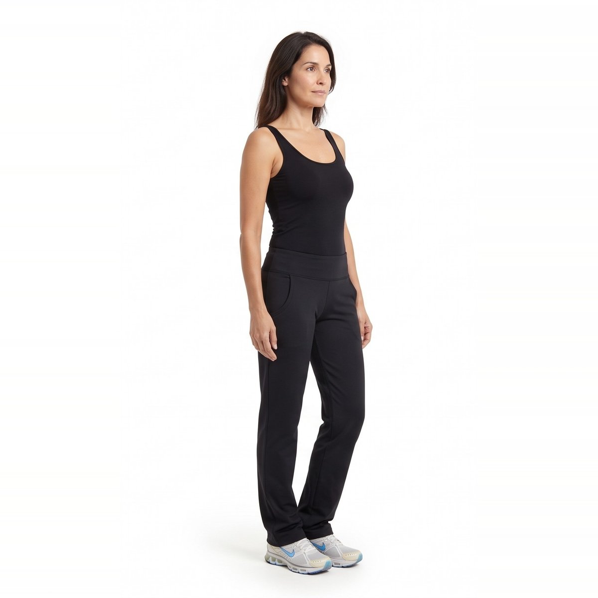 deportivos_tiro_bajo_con_bolsillos_sin_felpa_negro_t1_hd25oct_d.jpg
