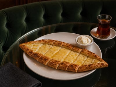 Aksaray Şerbetli Pide