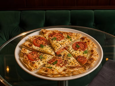 Çörekotlu Yufka Pizza