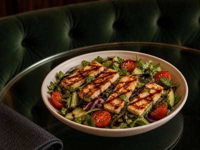Hellimli Salata