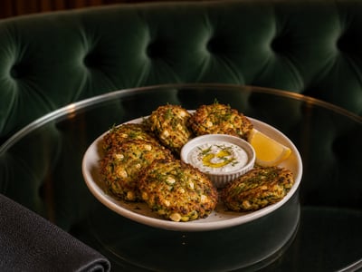 Atina Kabaklı Feta Köftesi
