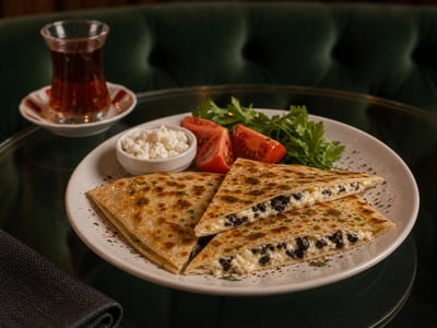Peynirli Zeytinli Gözleme