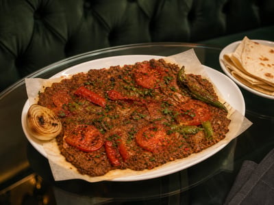 Hatay Tepsi Kağıt Kebabı