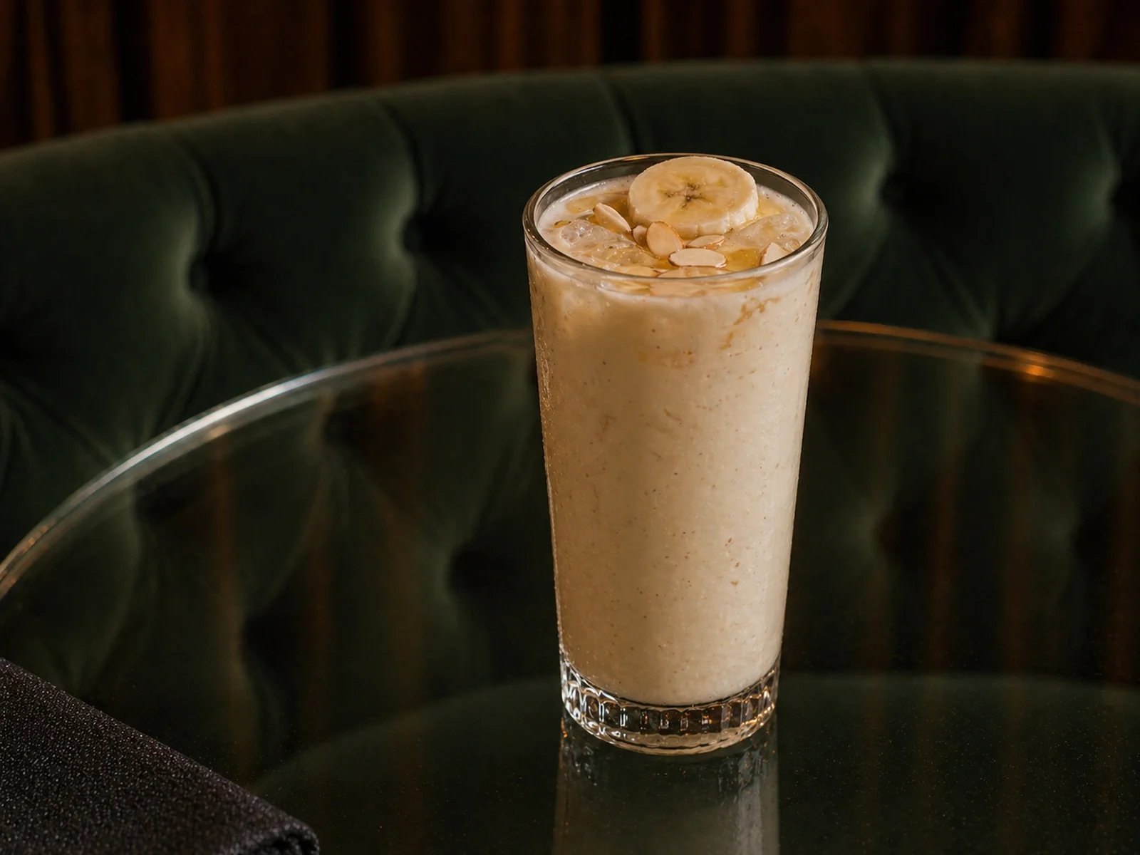 Alanya Banana Cooler with Almonds