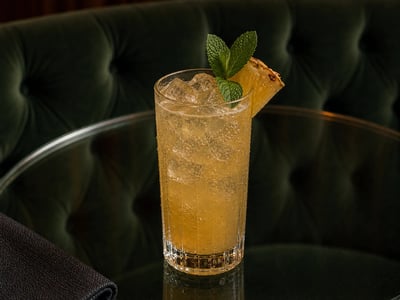 Ananaslı Rom Highball