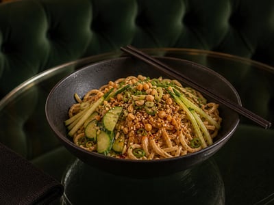 Şanghay Yer Fıstıklı Salatalık Noodle
