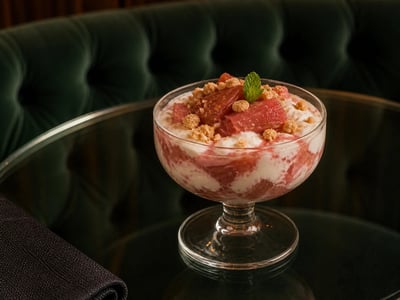 İngiliz Rhubarb Yoğurt Fool