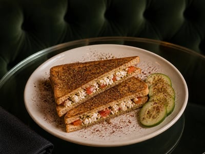Zahterli Lor Tost