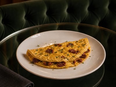 Kuru Domatesli Omlet