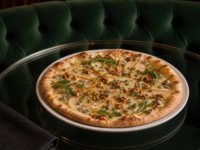 Gorgonzola Armut Pizza