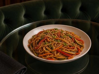 Sebzeli Noodle