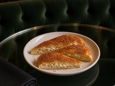 Susamlı Katıklı Çörek