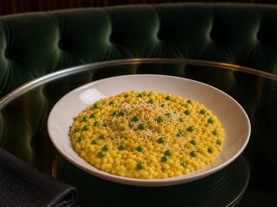 Milano Bezelyeli Safran Risotto