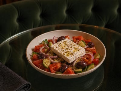 Horiatiki Salatası