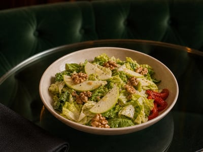 Yeşil Elma Cevizli Salata