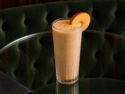 Şeftalili Yoğurt Smoothie