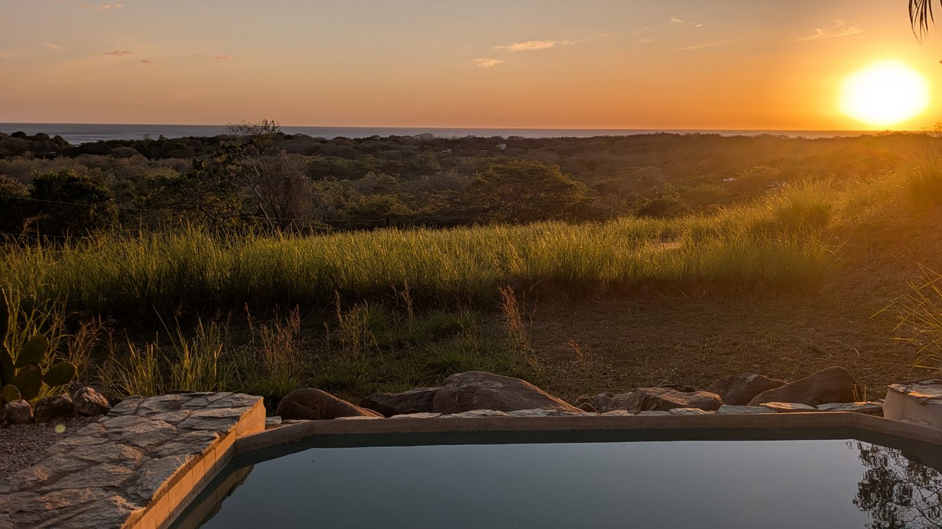 Casa Colibrí Panoramic Vista | 4x4 Access