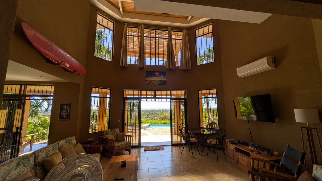 Casa Colibrí Panoramic Vista | 4x4 Access