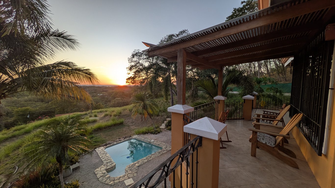 Casa Colibrí Panoramic Vista | 4x4 Access