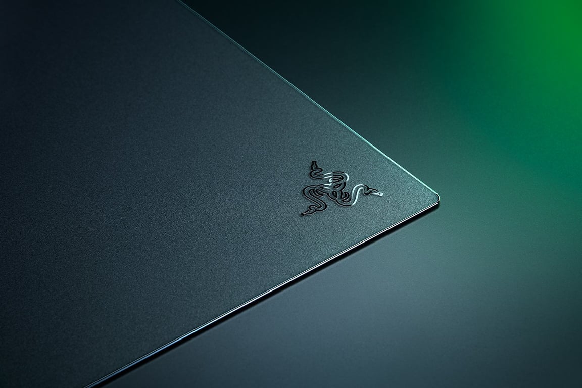 Razer Atlas Pro 超薄鋼化玻璃滑鼠墊(黑色)