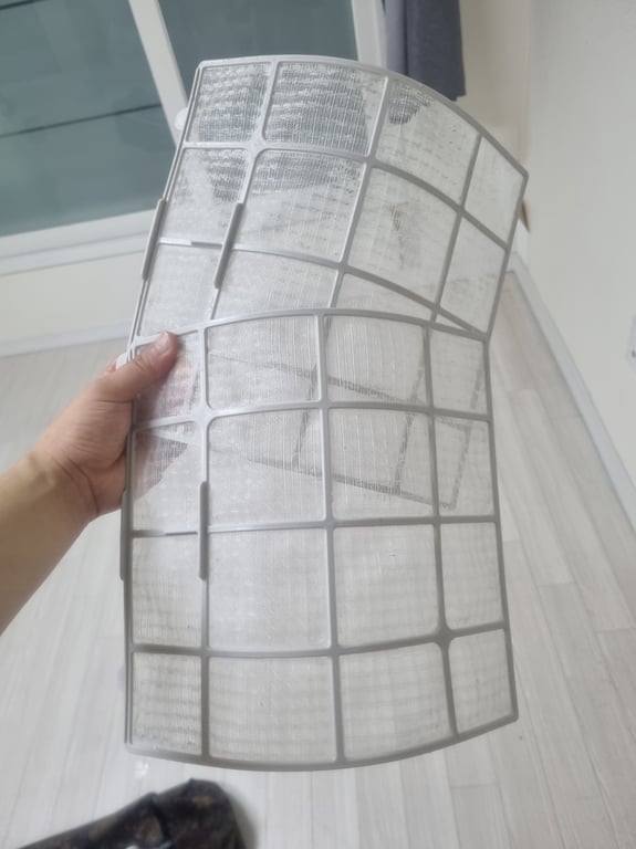 머리카락 하나 없는 완벽한 바닥 청소 사진 1
