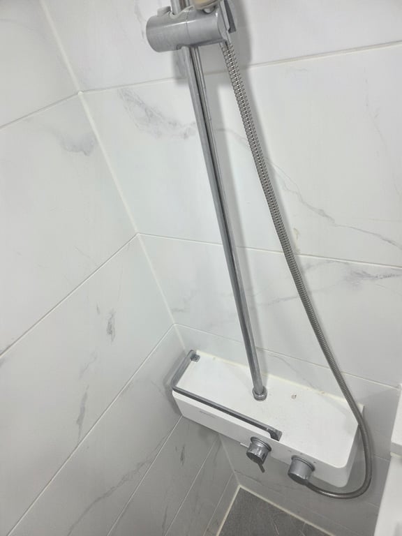 주방 수전 물때까지 반짝이게 청소해주셨어요 사진 1