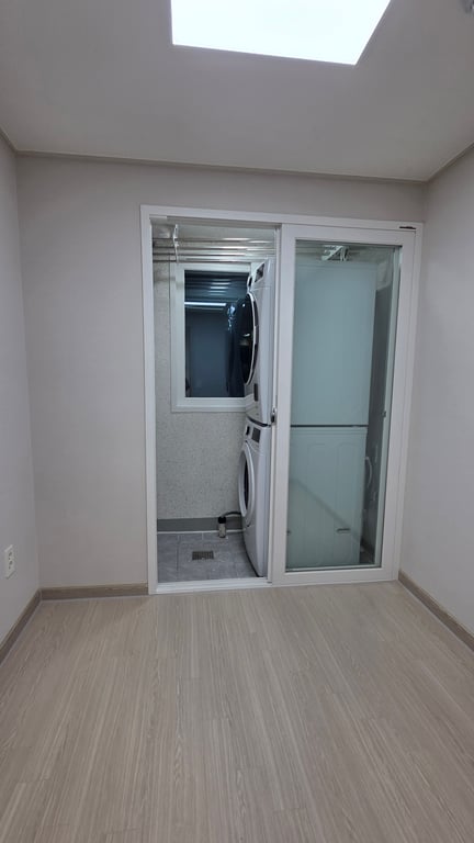 현관 구석 얼룩까지 사라졌어요 사진 1