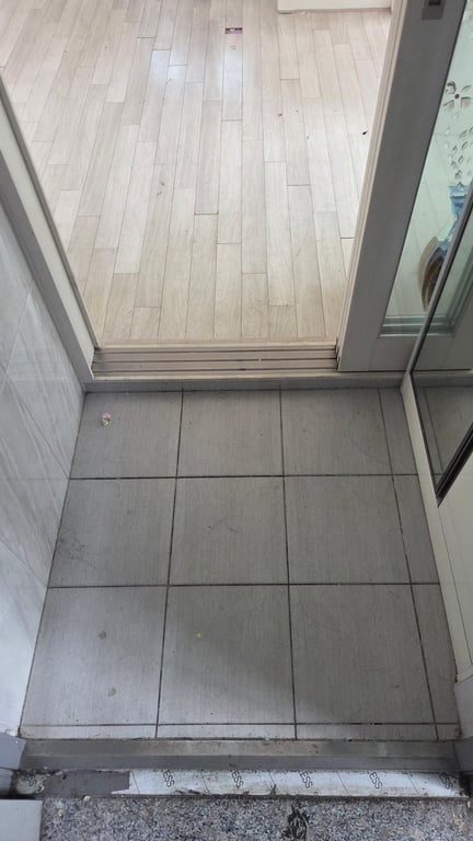 베란다 시멘트 자국까지 싹 사라졌어요 사진 1