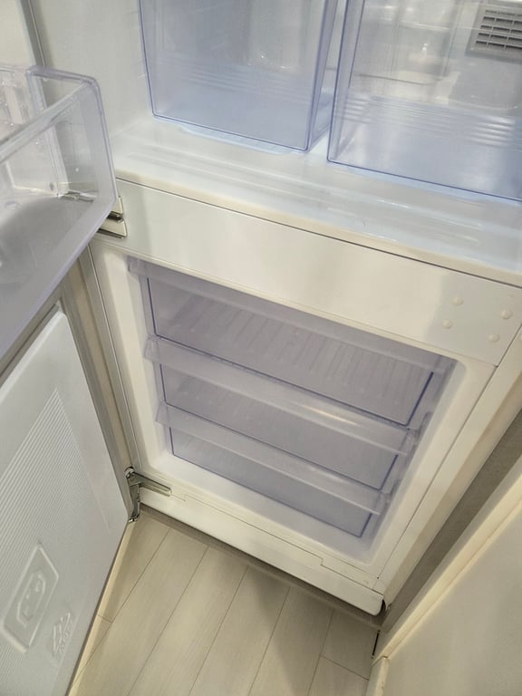 침대 밑 먼지, 신경 안 쓴 지 오래였는데 사진 1
