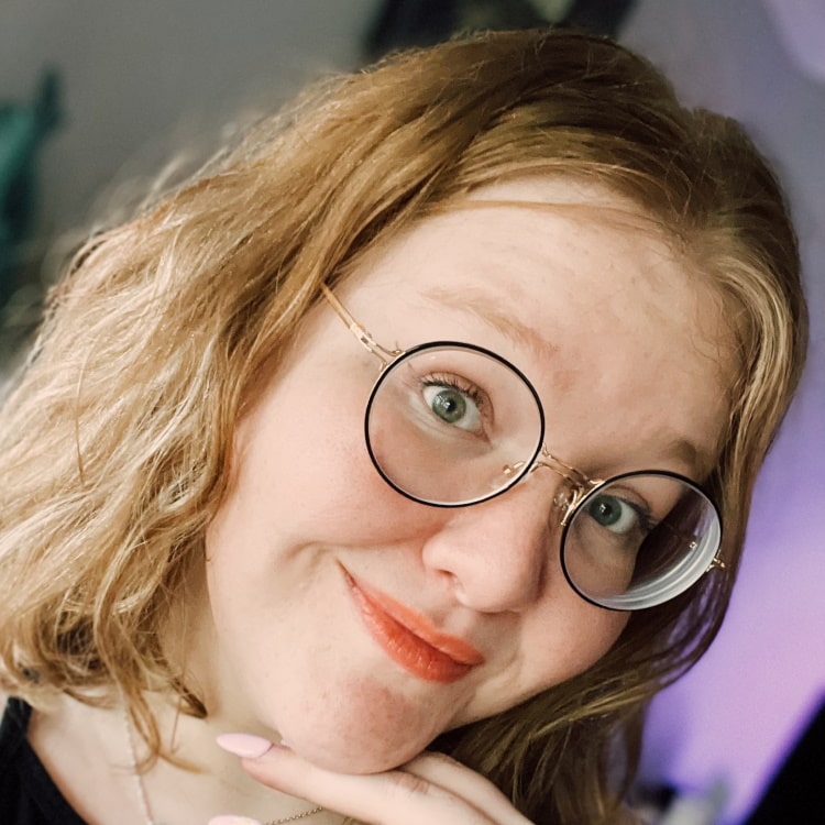 Occasion Round Black Gold on Stephanie