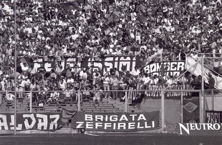 Striscioni della Brigata Zeffirelli e della Curva Fiesole