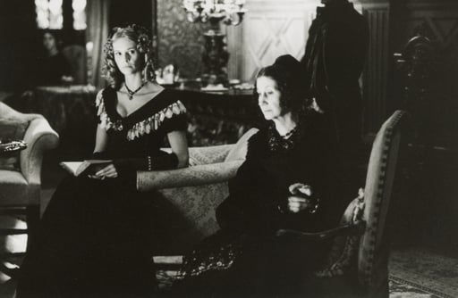 Elle Macpherson: Blanche Ingram, intenzionata a sposare Rochester.